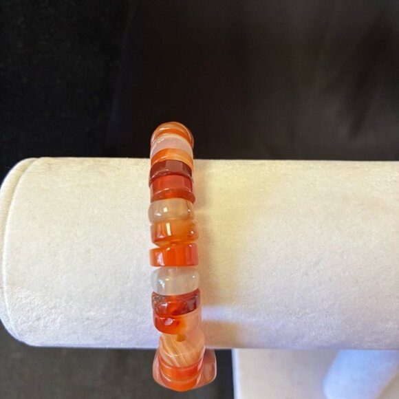 Carnelian Botswana Agate Beaded Stretch Gemstone Bracelet - Picture 3 of 4